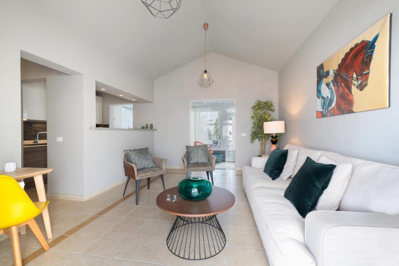 B2 Bungalow Casitas De Luz Charco del Palo Ngoại thất bức ảnh